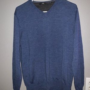 Blue Calvin Klein sweatshirt